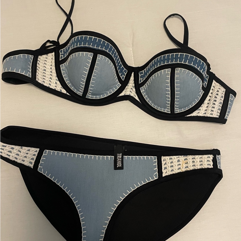 Triangl bathing suit set